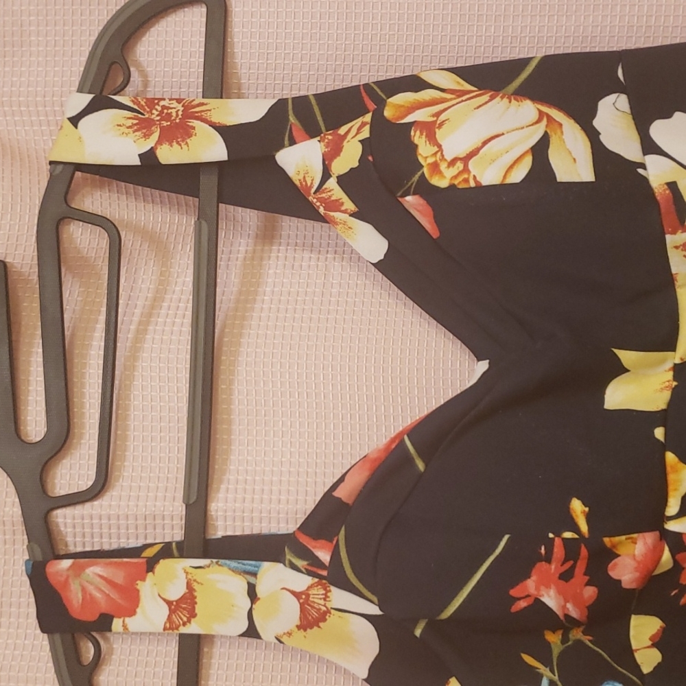 Beautiful  floral sun dress with split